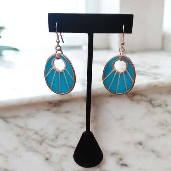 Vintage Turquoise Inlay Dangle Oval Earrings - Gold Toned Boho Chic Southwestern - Picture 1 of 4